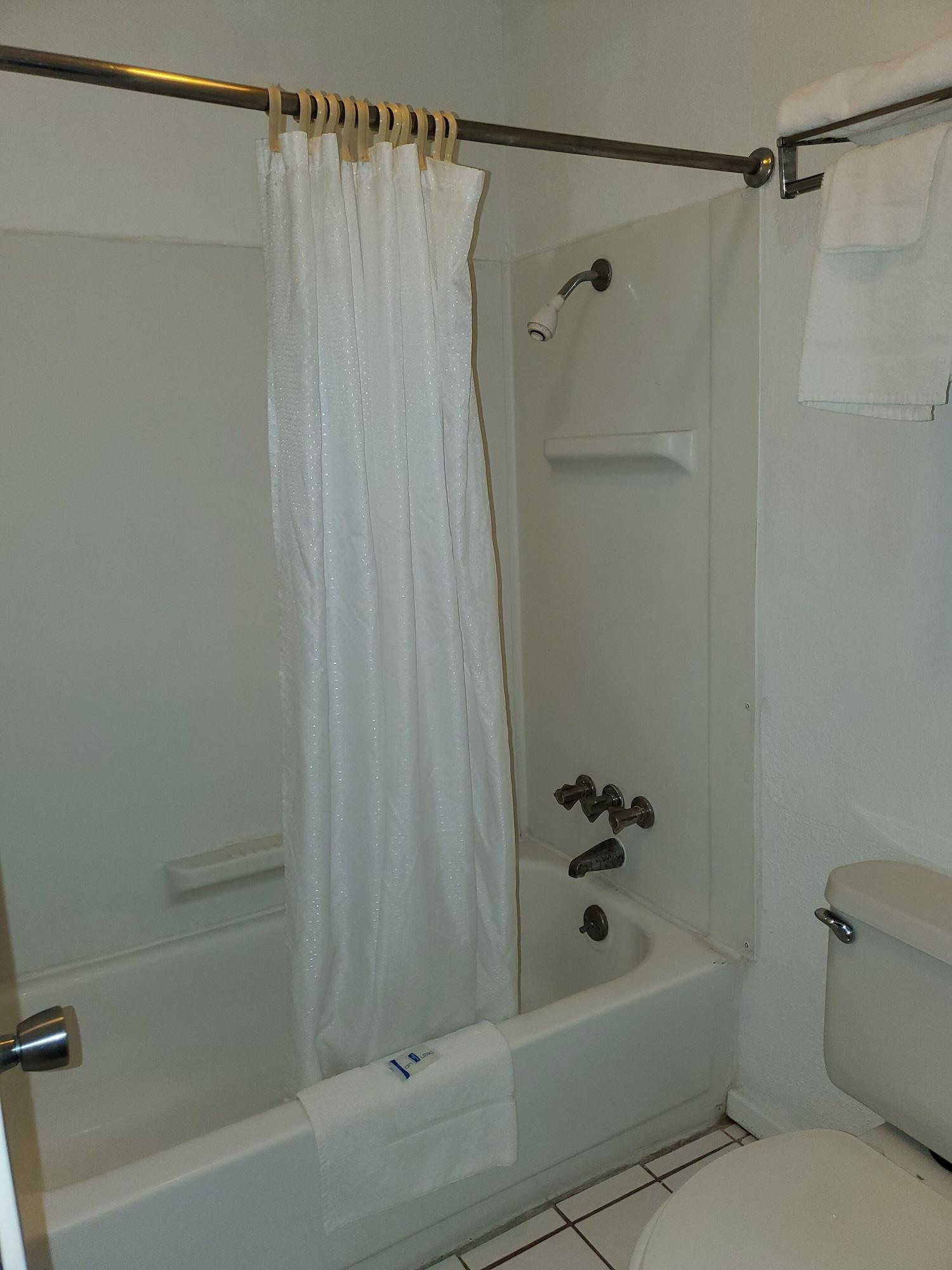 Rodeway Inn Brazil Экстерьер фото