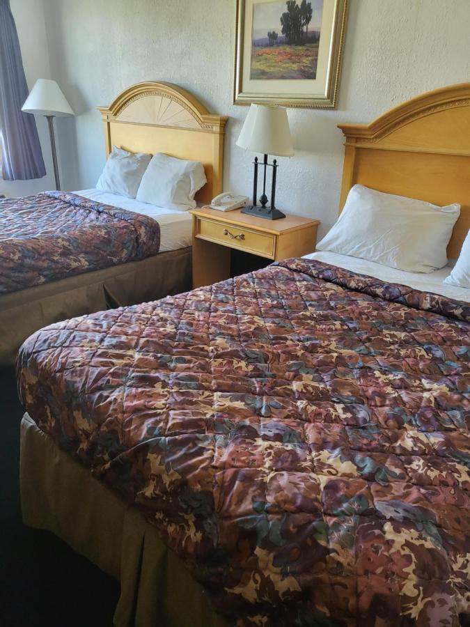 Rodeway Inn Brazil Экстерьер фото